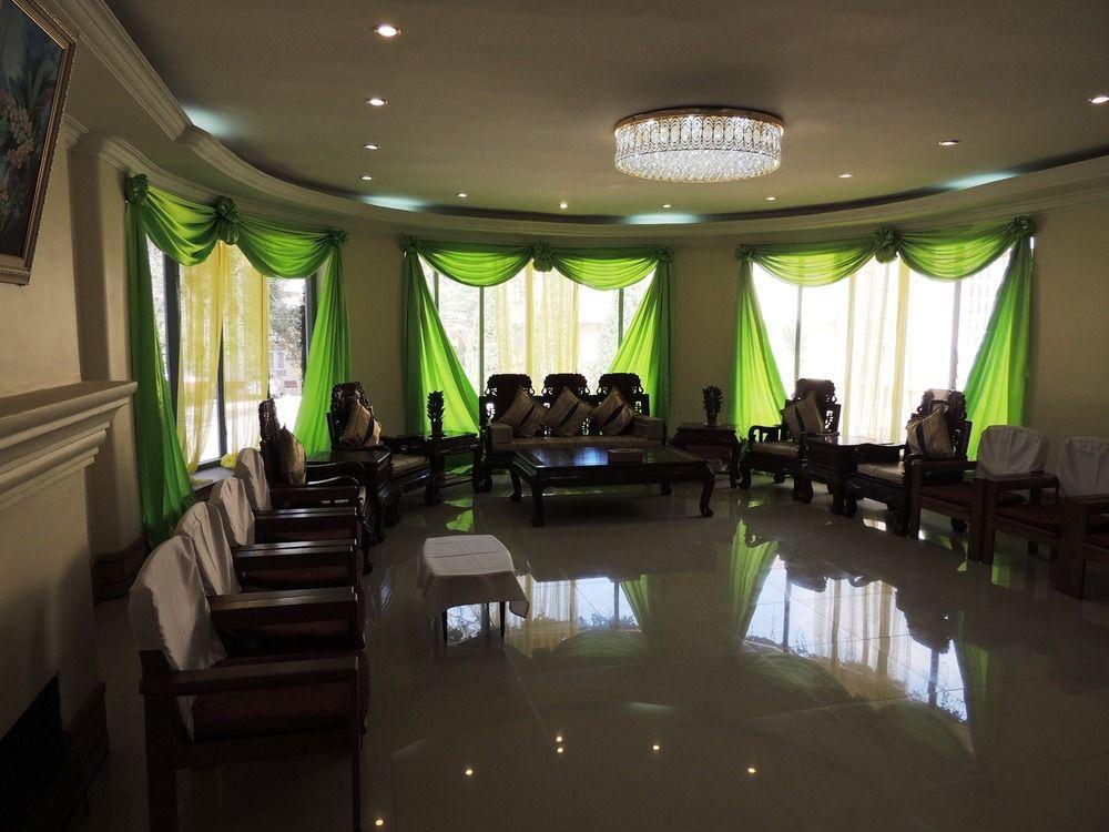 Taunggyi Hotel Exterior photo