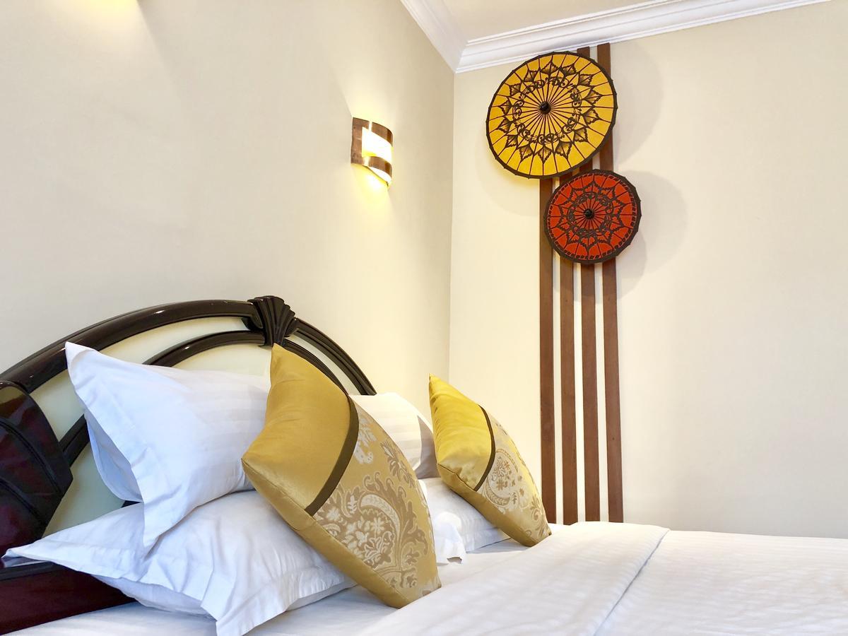 Taunggyi Hotel Exterior photo