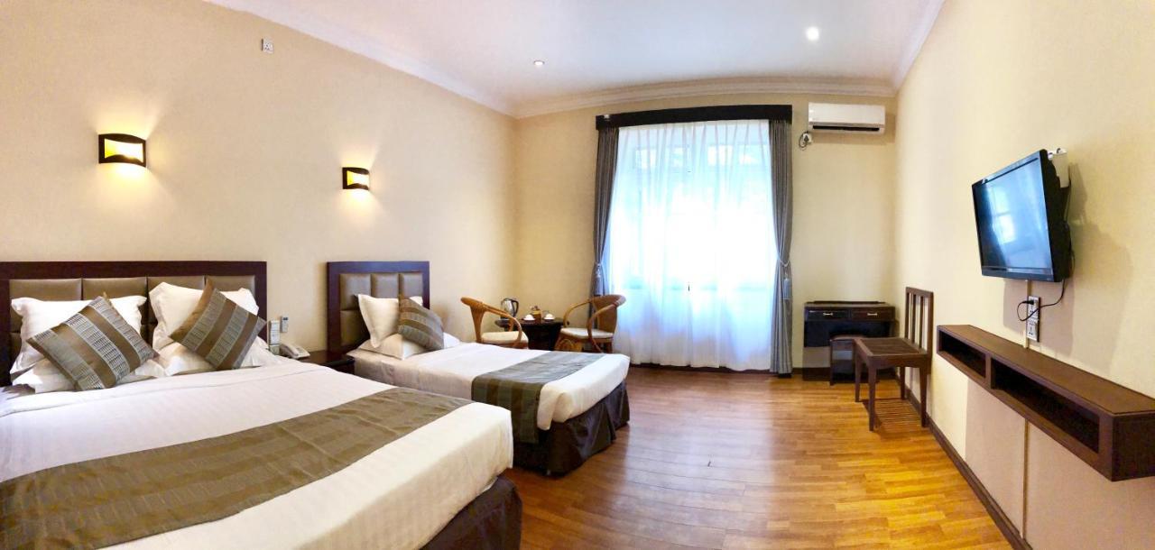 Taunggyi Hotel Exterior photo